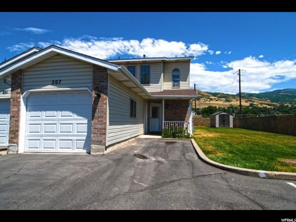 207 E 820 S, Centerville, UT 84014