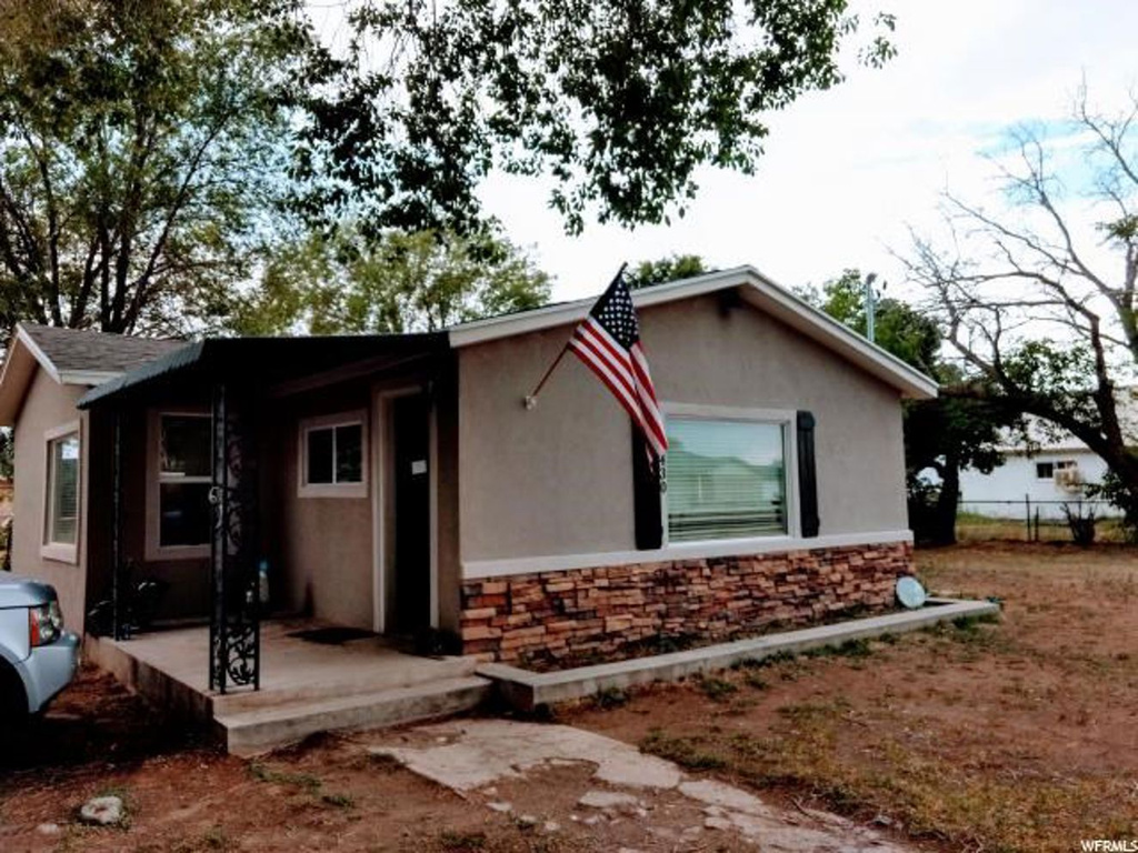 1430 E 335 S, Vernal, UT 84078