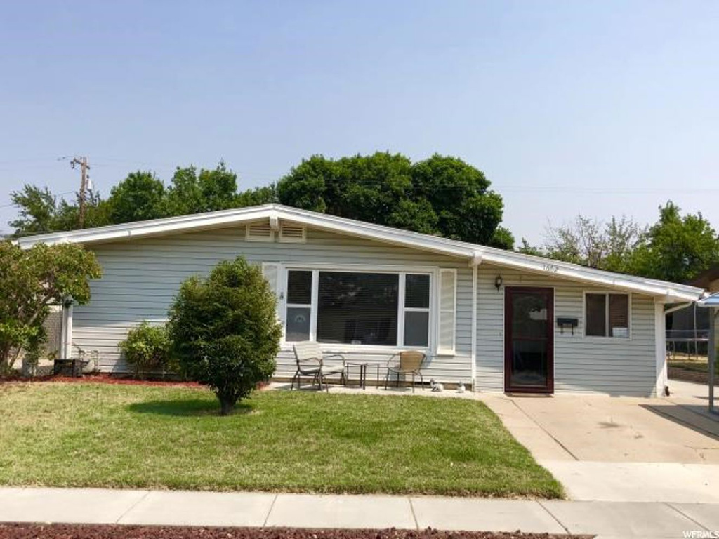1662 N 400 W, Sunset, UT 84015