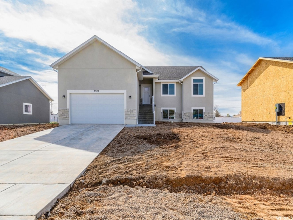 3923 W 5425 S, Roy, UT 84067
