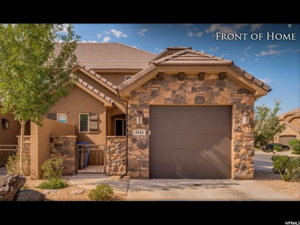 4144 E Torrey Pines Dr, Washington, UT 84780
