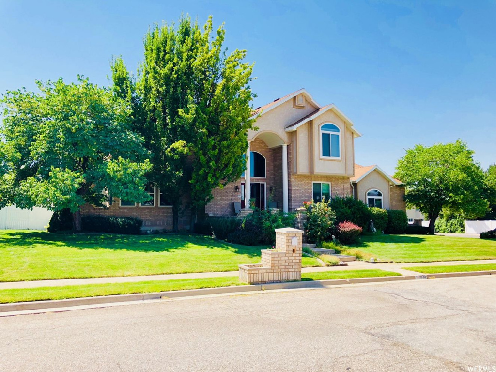 1830 E 1275 N, Layton, UT 84040