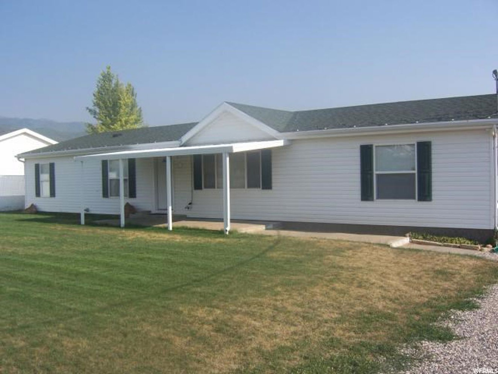 590 E 300 S, Fairview, UT 84629