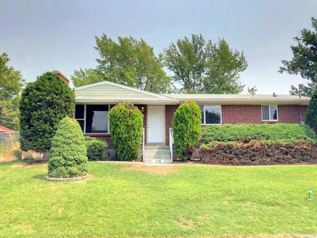 246 N Terrace Dr. E, Clearfield, UT 84015
