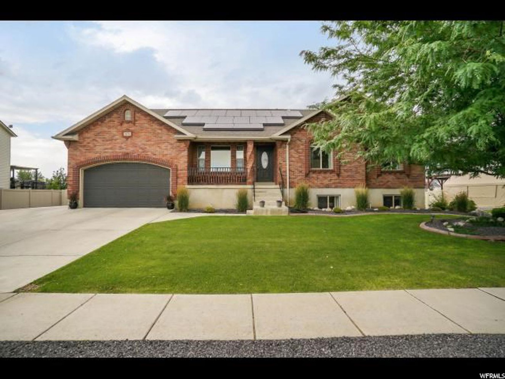 4274 W 6000 S, Roy, UT 84067
