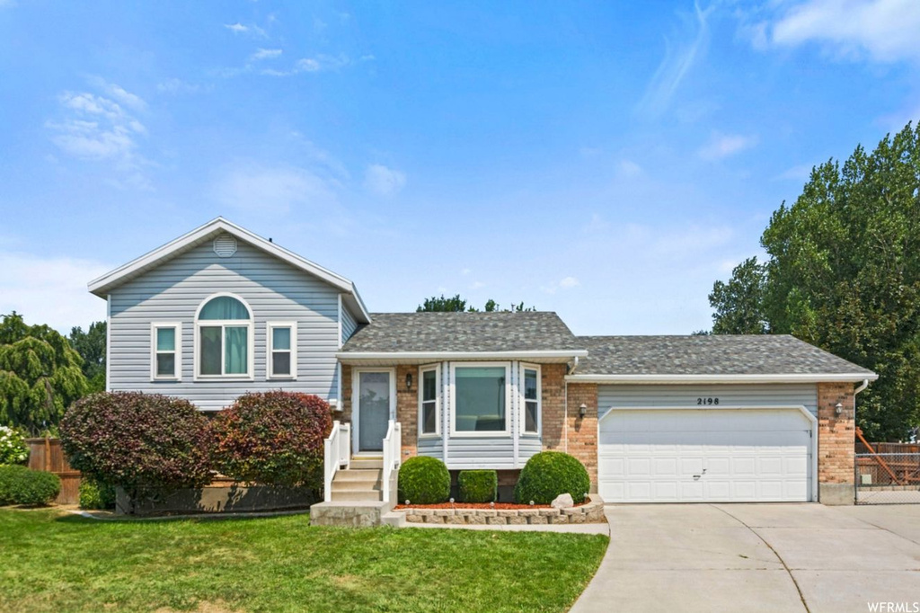 2198 Sunset Dr, Lehi, UT 84043