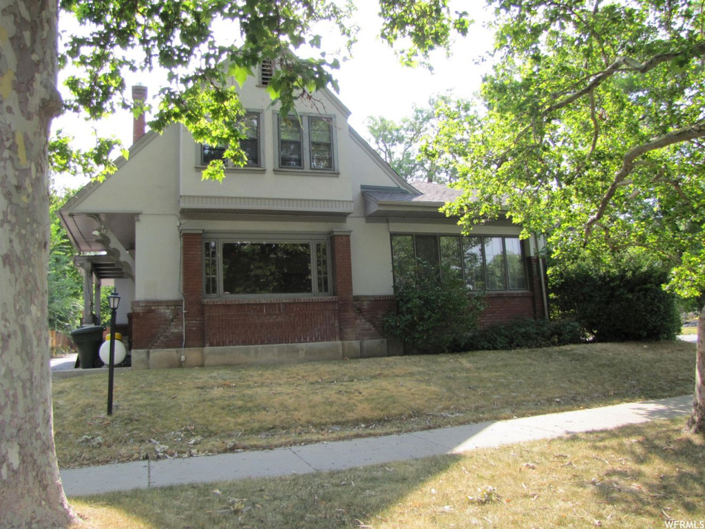 2780 S Madison Ave E, Ogden, UT 84403