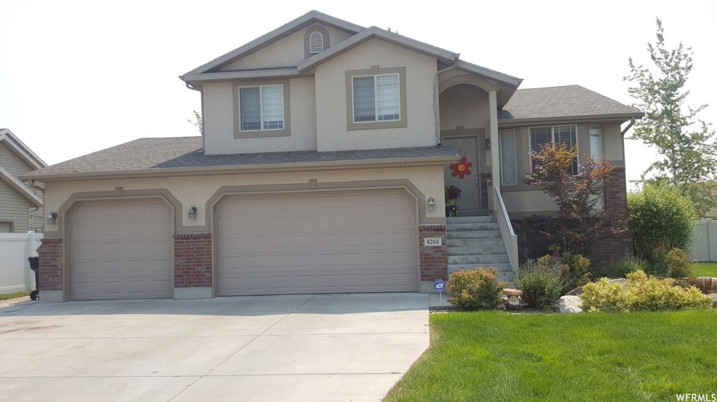 4261 W 4800 S, Roy, UT 84067