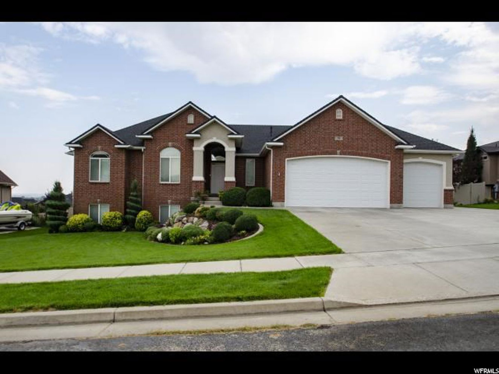 74 W 1600 S, Perry, UT 84302