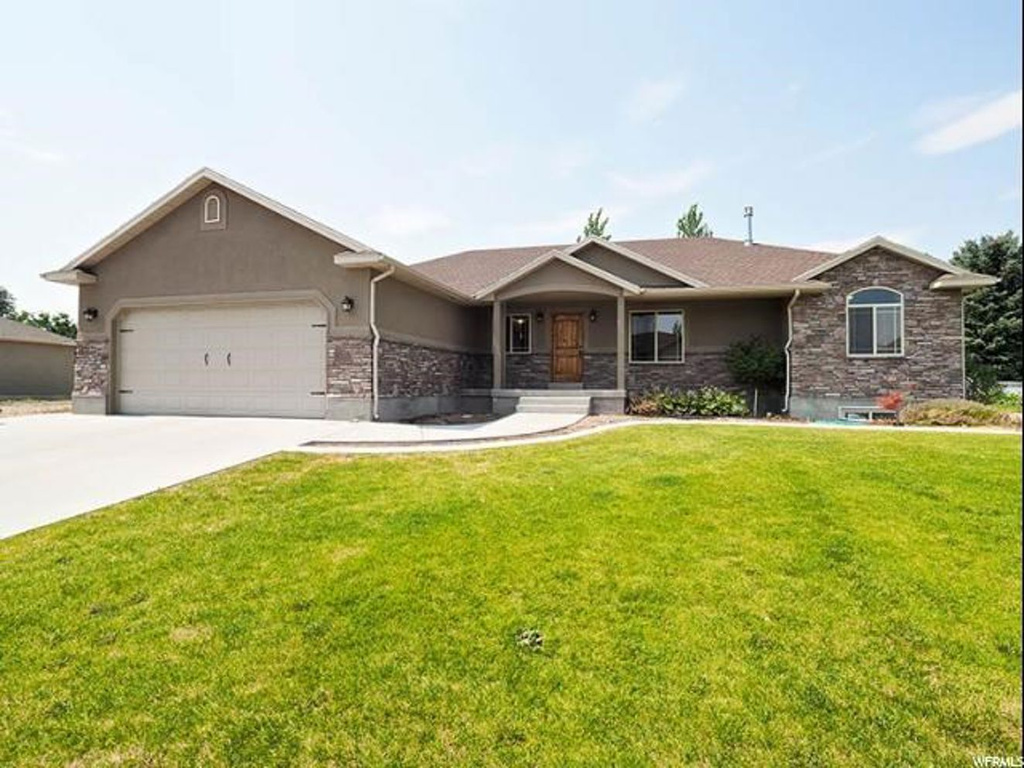 831 N 400 E, Tremonton, UT 84337