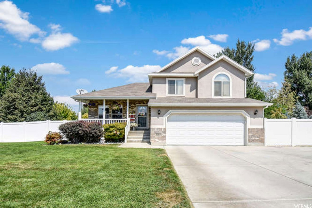 1184 W 1075 N, Clinton, UT 84015