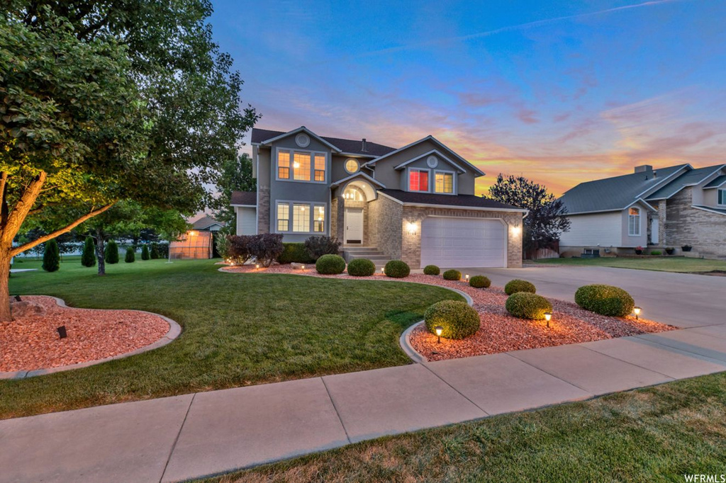1168 W 2450 N, Clinton, UT 84015