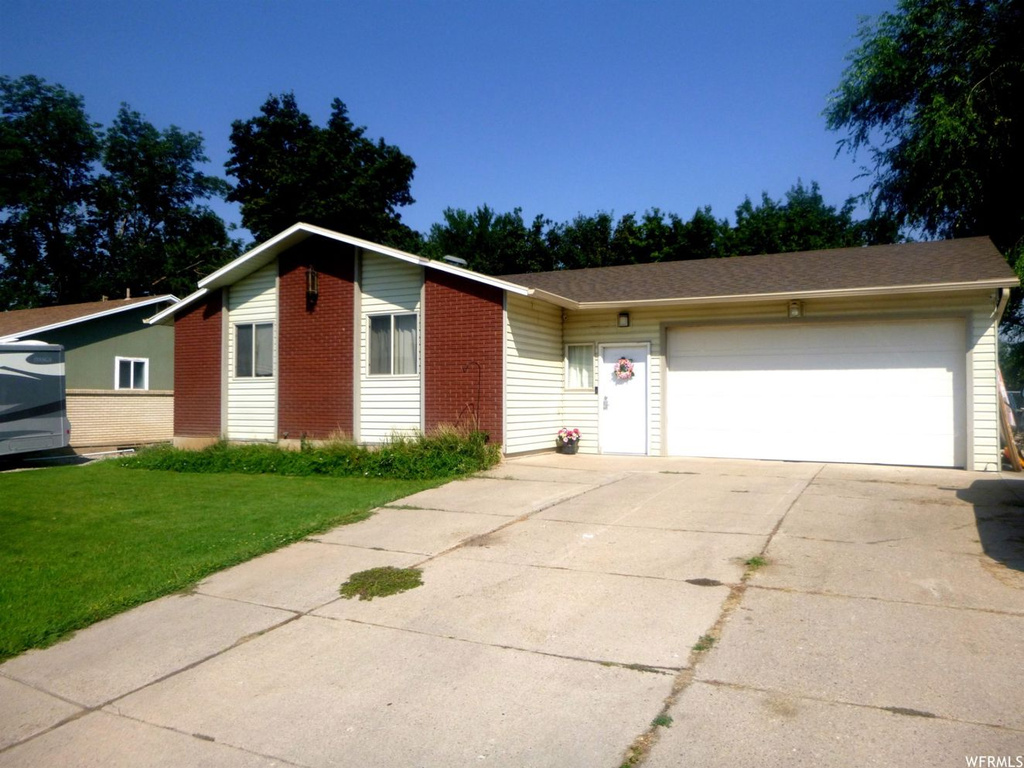 2273 E 1200 N, Layton, UT 84040