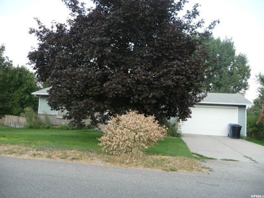48 N 200 W, Wellsville, UT 84339