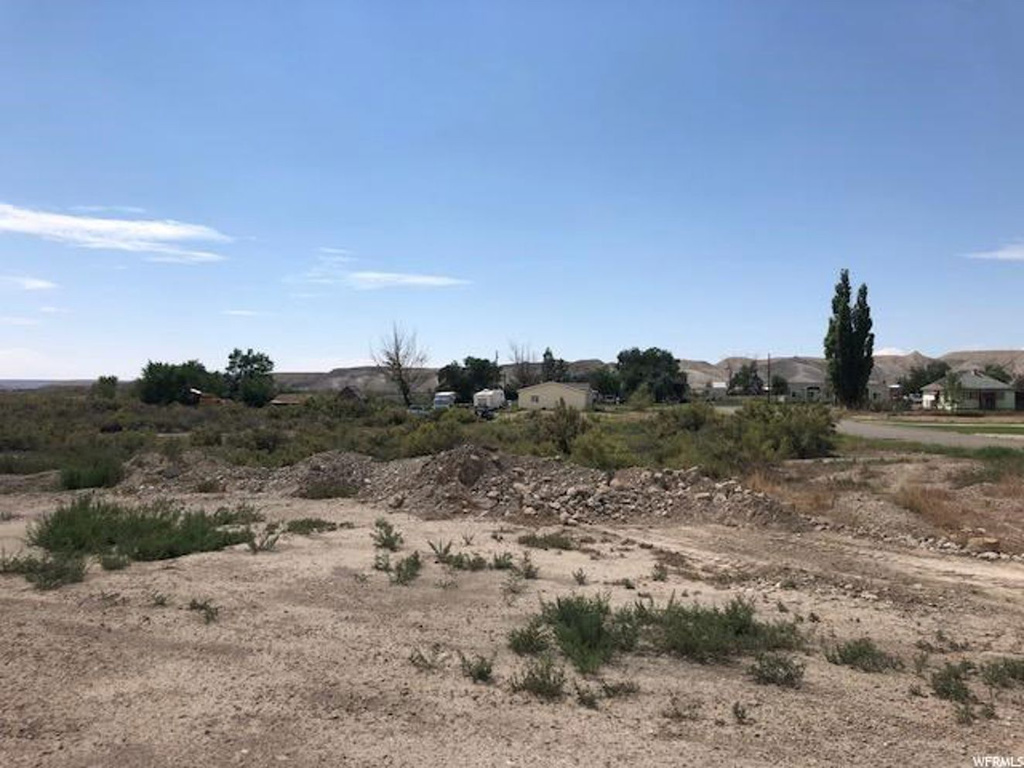 60 N 100 E #3, Clawson, UT 84516