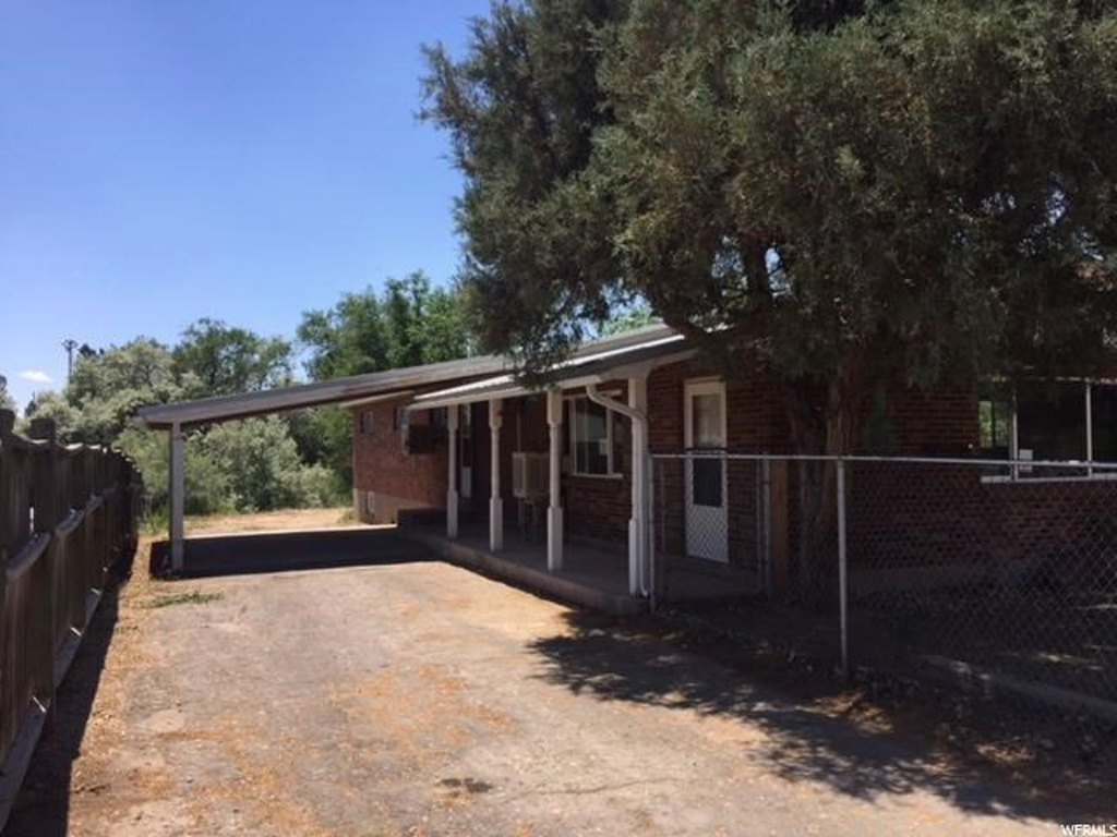 1674 E 1700 S, Naples, UT 84078