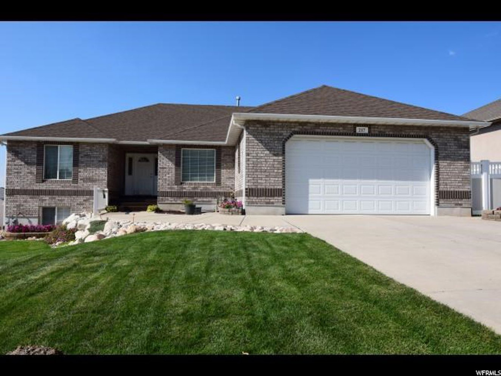 217 E 2200 S, Bountiful, UT 84010