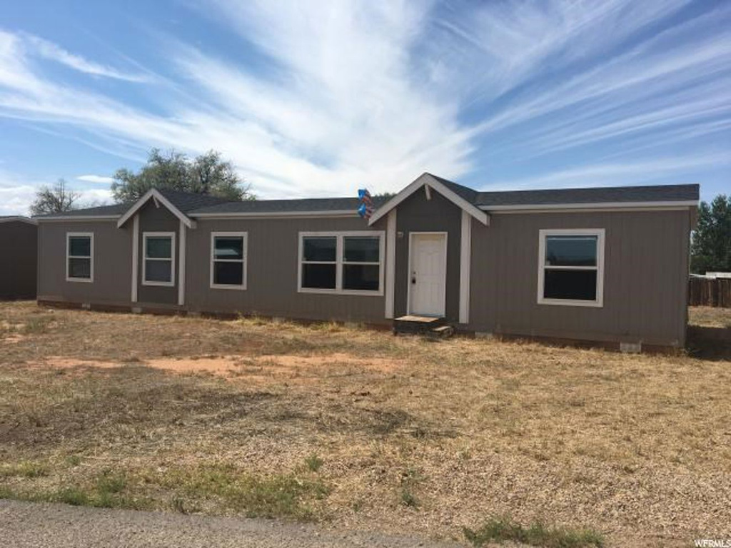 767 N 2550 E, Ballard, UT 84066