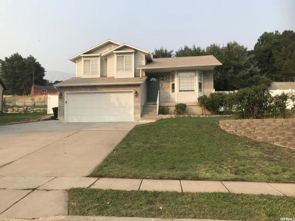 768 E 2550 N, North Ogden, UT 84414