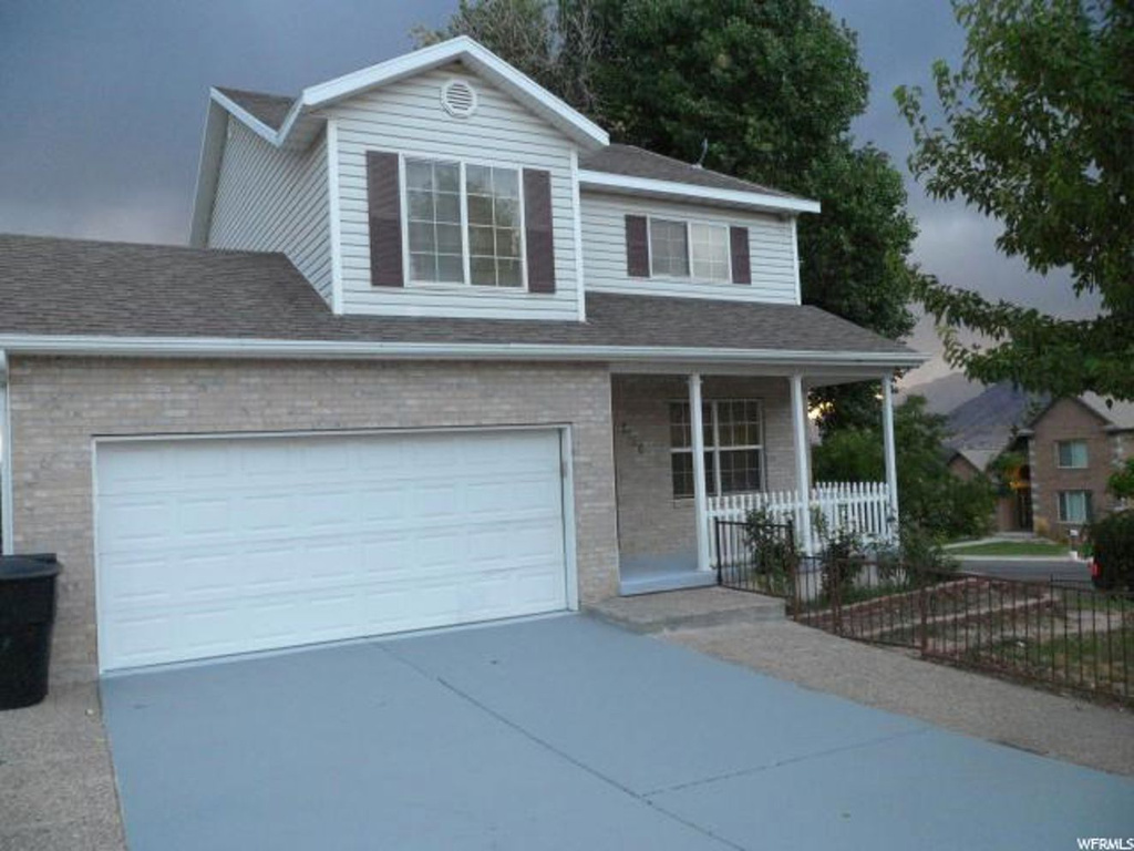 2186 S Cimmaron Dr E, Springville, UT 84663