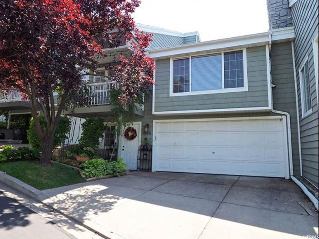 1940 S High Pointe Dr E, Bountiful, UT 84010
