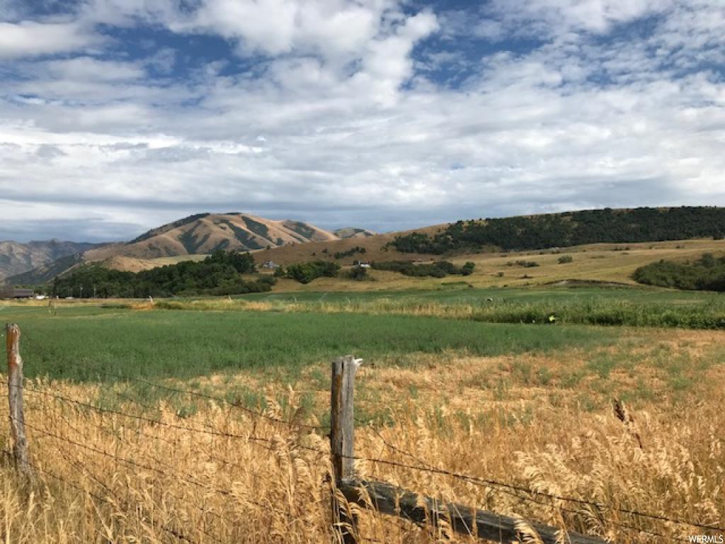 1086 E Canyon Rd #15, Avon, UT 84328