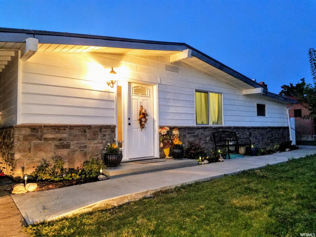 2134 W 5700 S, Roy, UT 84067