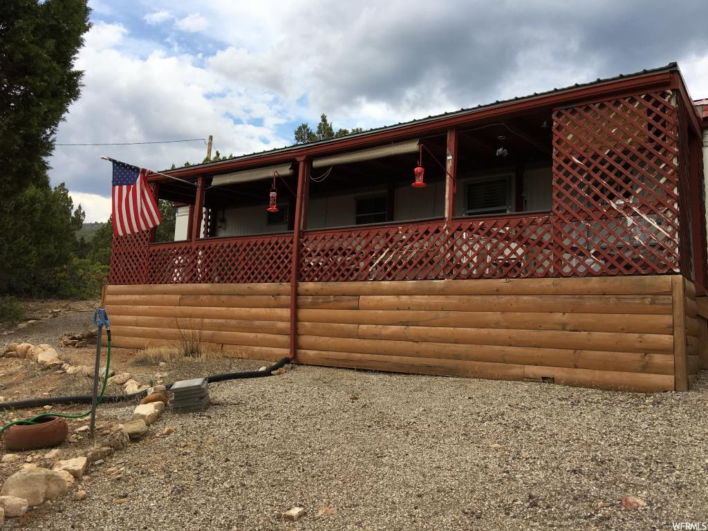 22345 CEDAR CIR N C11 Fairview, UT Ready to go just bring the family, Great year round access. HOA Ammenities Golf Course, Tennis Courts, Swimming Pool, RV Part, Cabin Rental, Pavilion, Horseshoe Pits, Volley Ball and much more, Bring your family down for a visit.