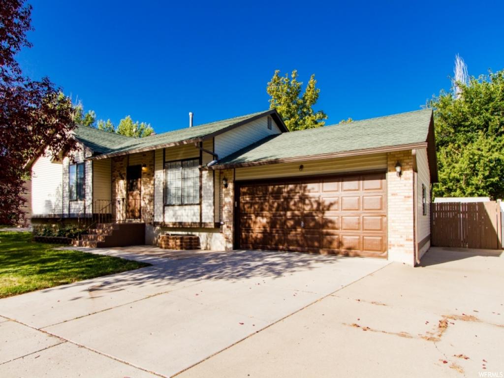 581 N W 1300 W, Clinton, UT 84015