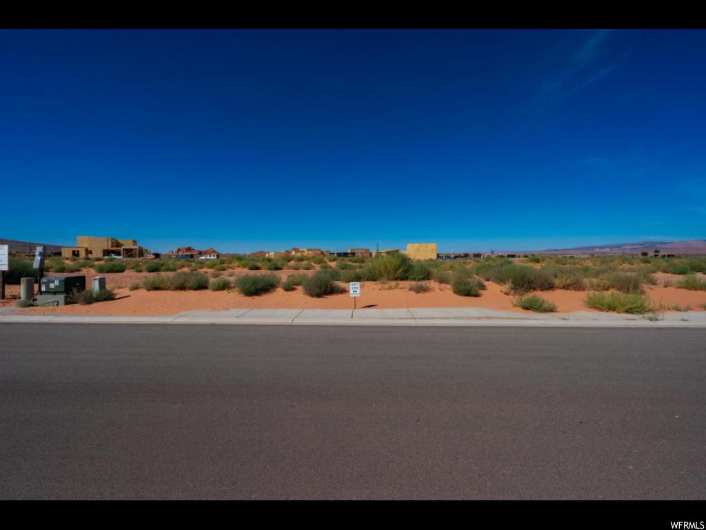 335 Hideaway Pl, Hurricane, UT 84737
