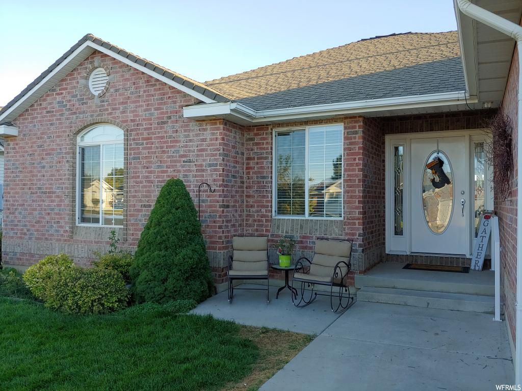 1179 W 1395 N, Clinton, UT 84015