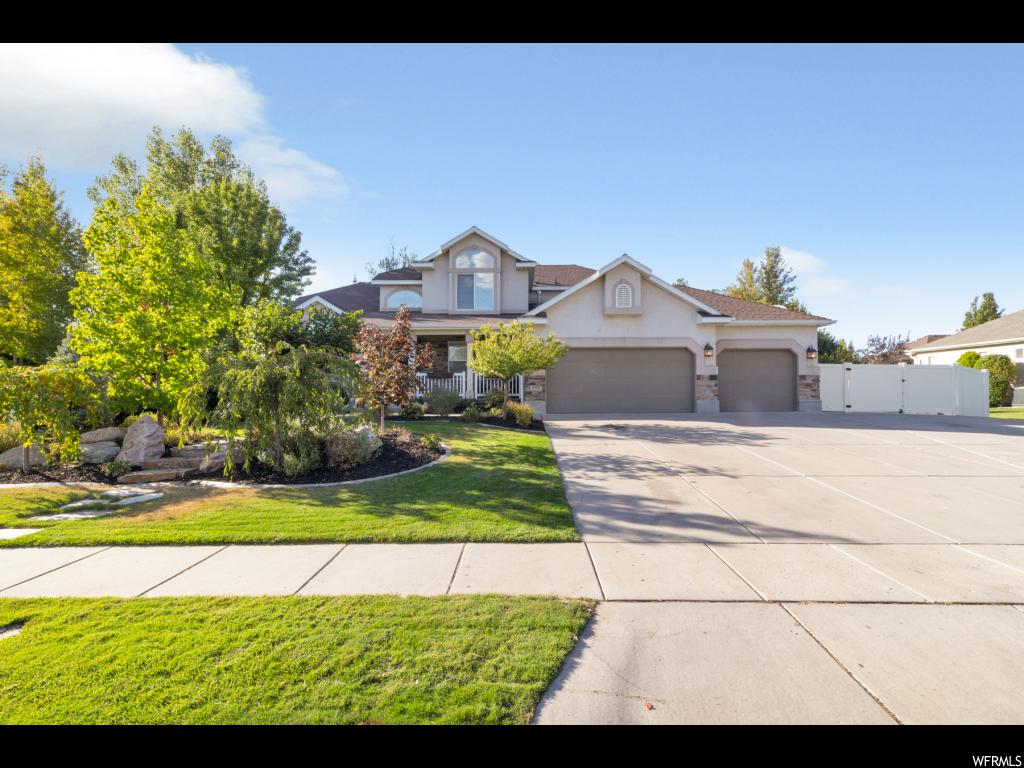772 Mill Shadow Dr, Kaysville, UT 84037
