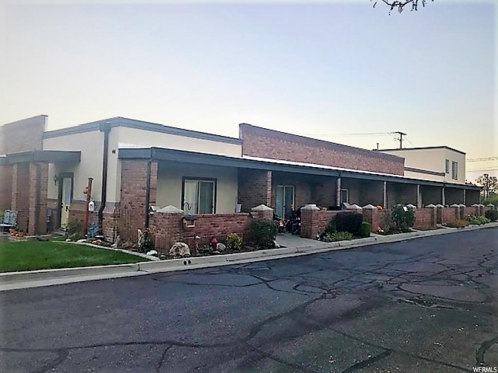 44 W 200 N #5, Bountiful, UT 84010
