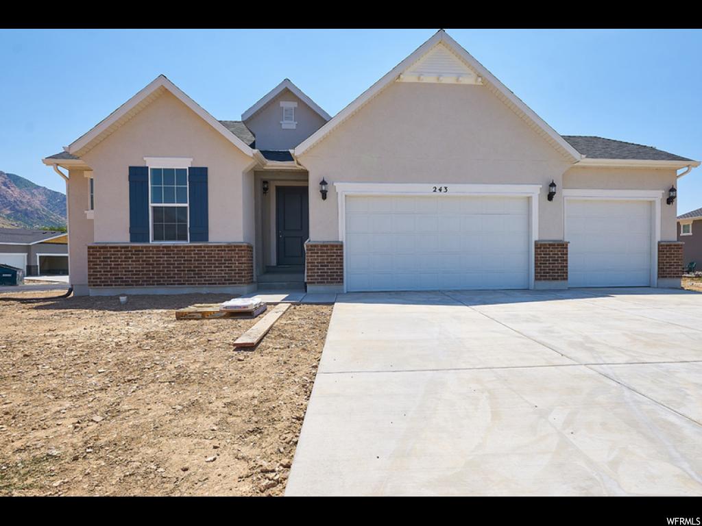 243 E Wahlen Cir, Harrisville, UT 84404