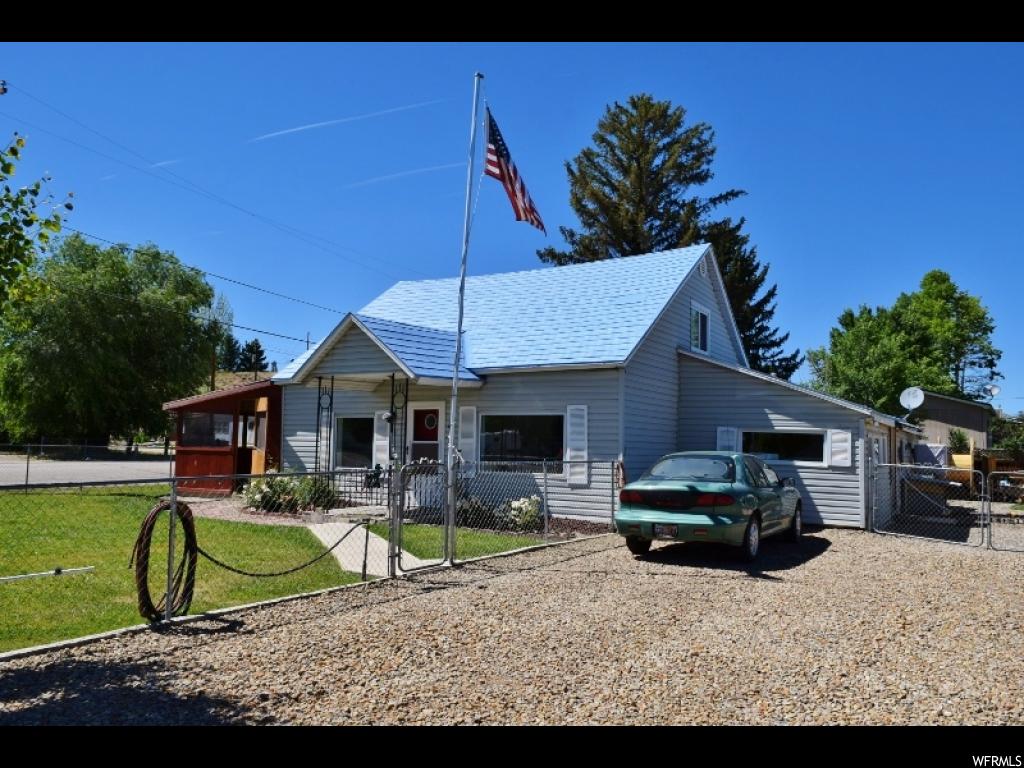 11 E 200 N, Wellington, UT 84542