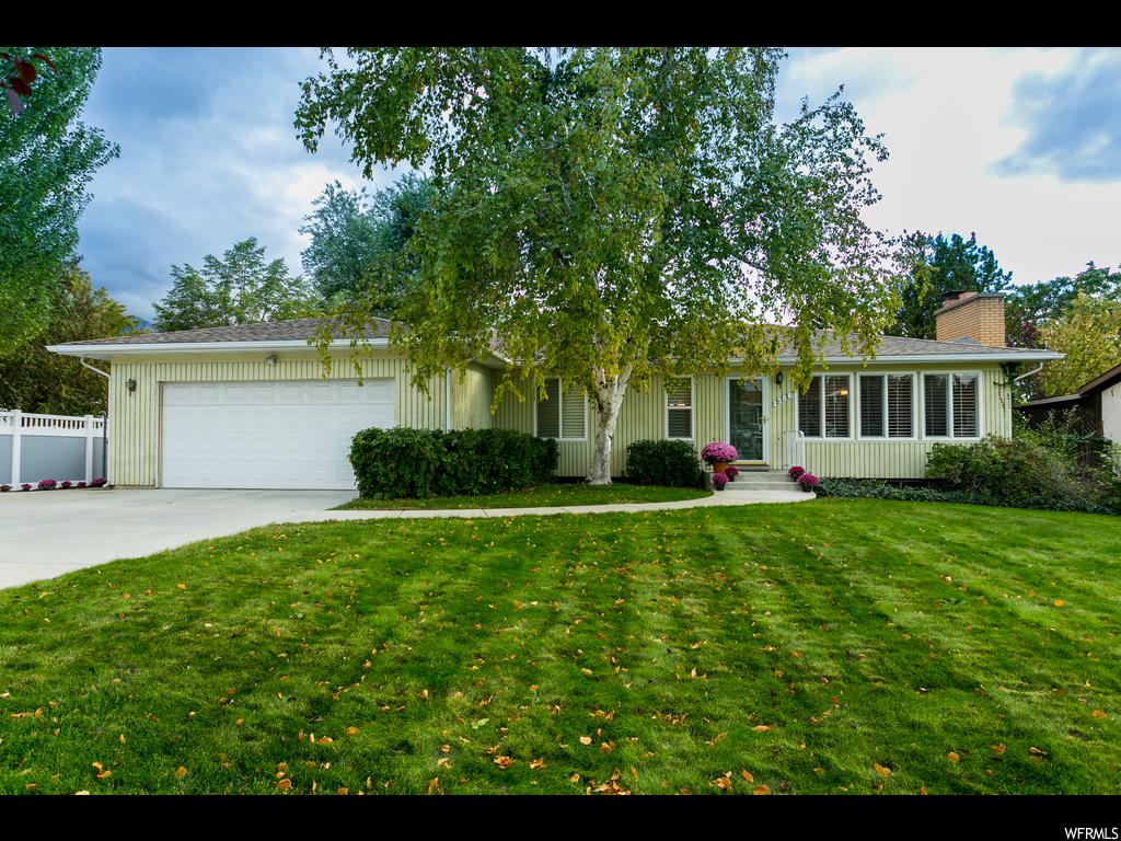 1388 E Ridgemark Dr, Sandy, UT 84092