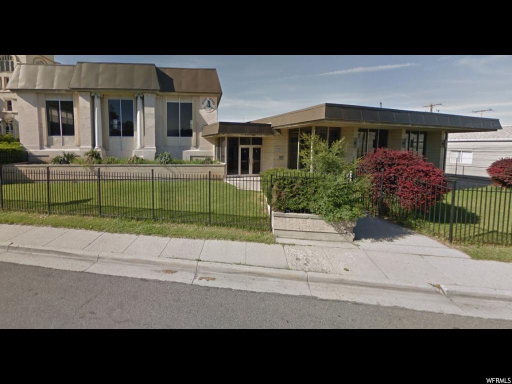 184 E Vine St, Murray, UT 84107