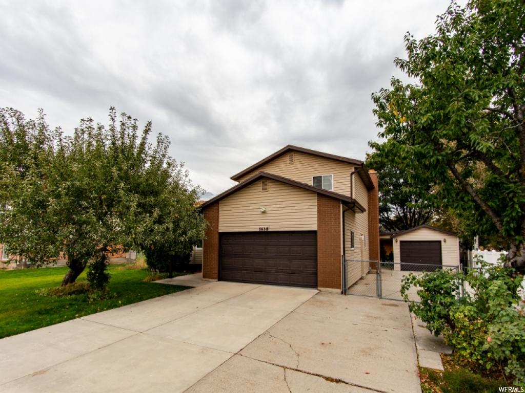 1638 E 9800 S, Sandy, UT 84092