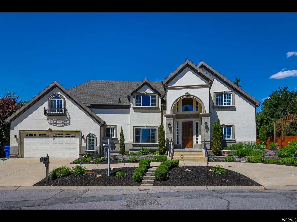 2765 E Blue Spruce Dr, Holladay, UT 84117