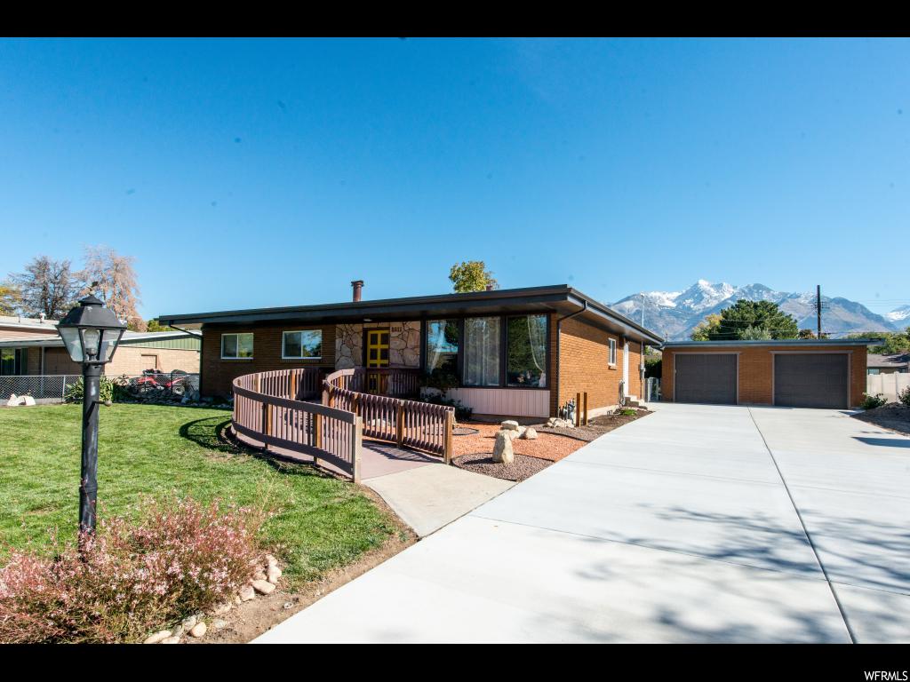 8811 S 1645 E, Sandy, UT 84093