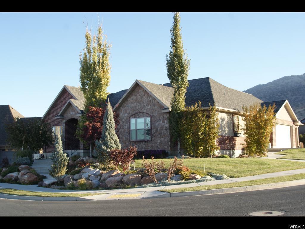 386 E Edgehill Dr S, Providence, UT 84332