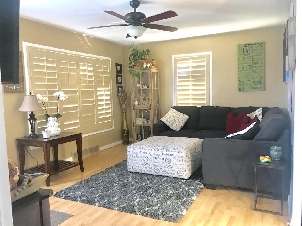 5863 S 2625 W, Roy, UT 84067
