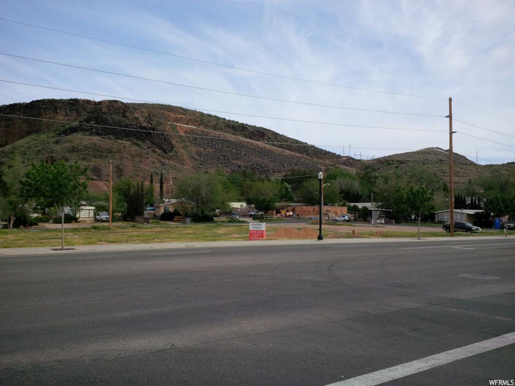 450 N State St, Hurricane, UT 84737