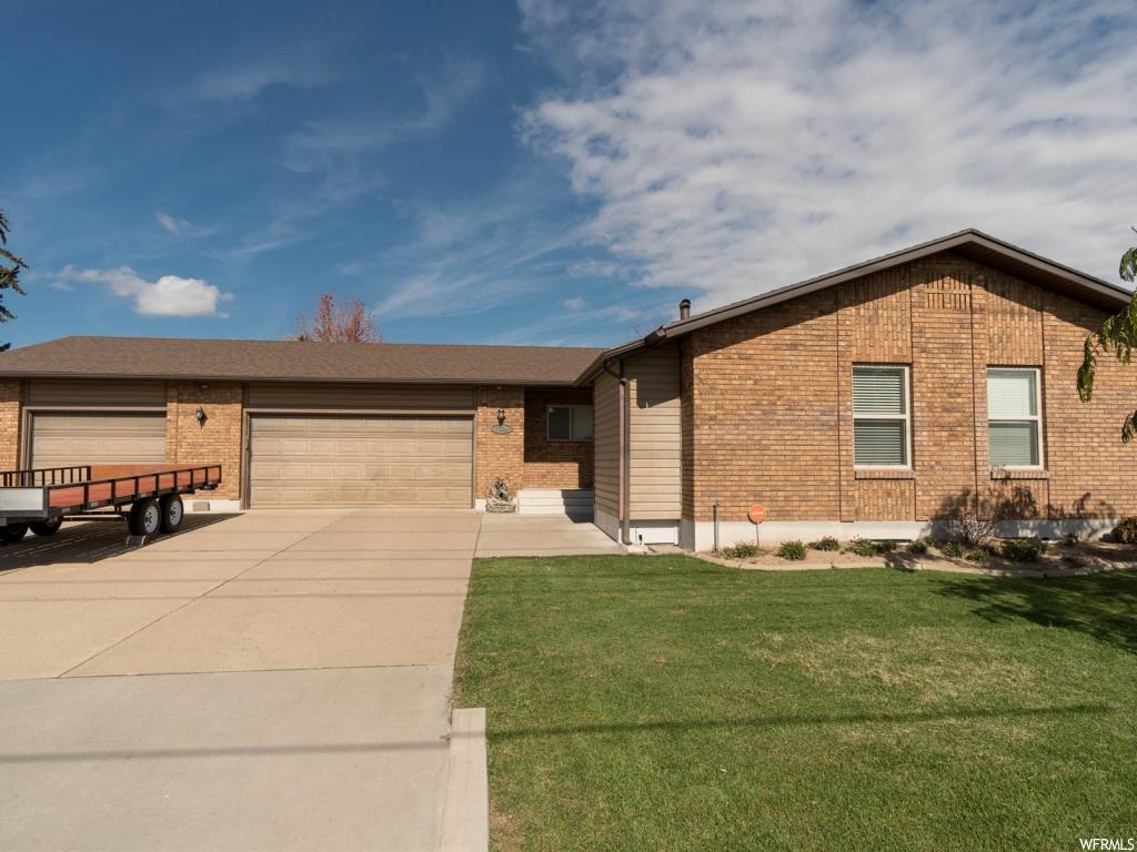 2424 W Gordon Ave, Layton, UT 84041