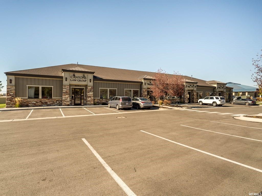 952 S Main St #B2, Layton, UT 84041