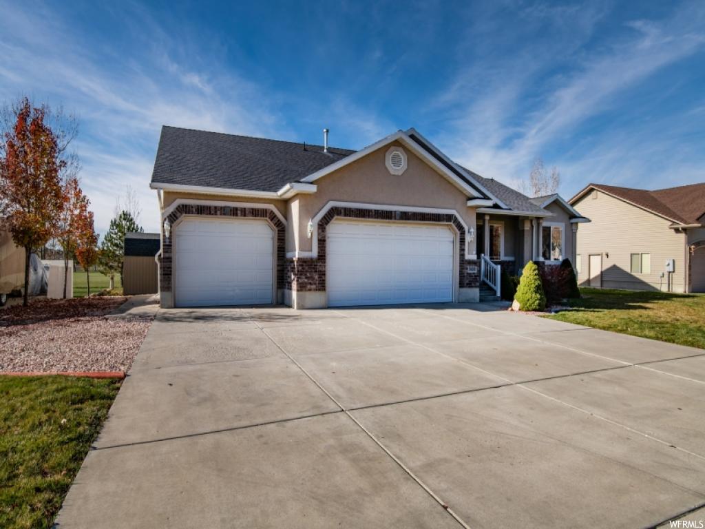 3433 N 2575 W, Farr West, UT 84404