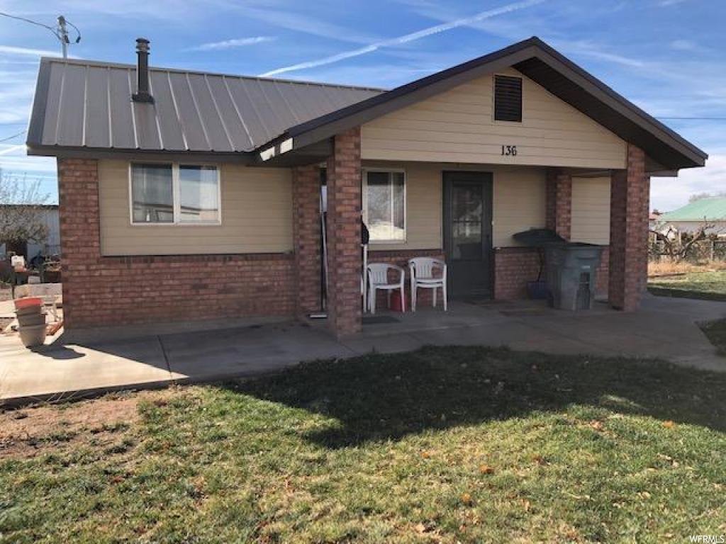 136 E 500 S, Blanding, UT 84511