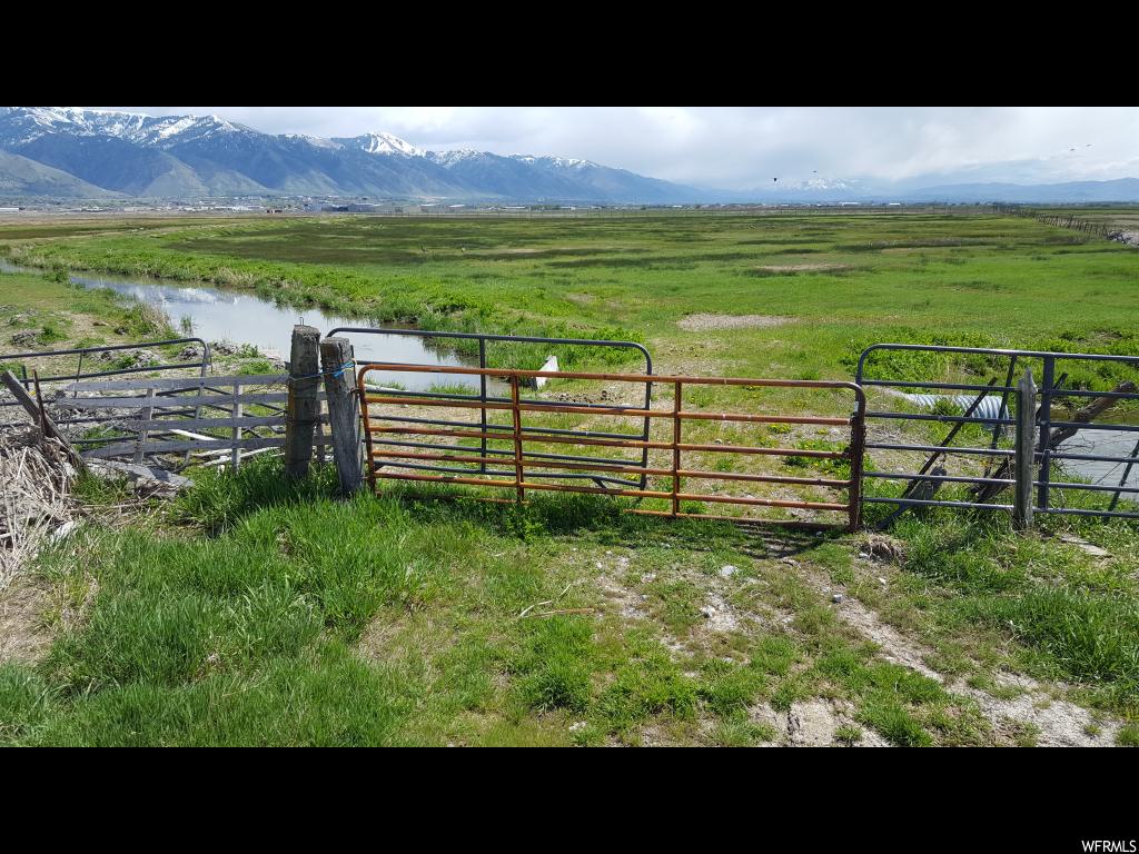 1301 W 3400 N, Hyde Park, UT 84318