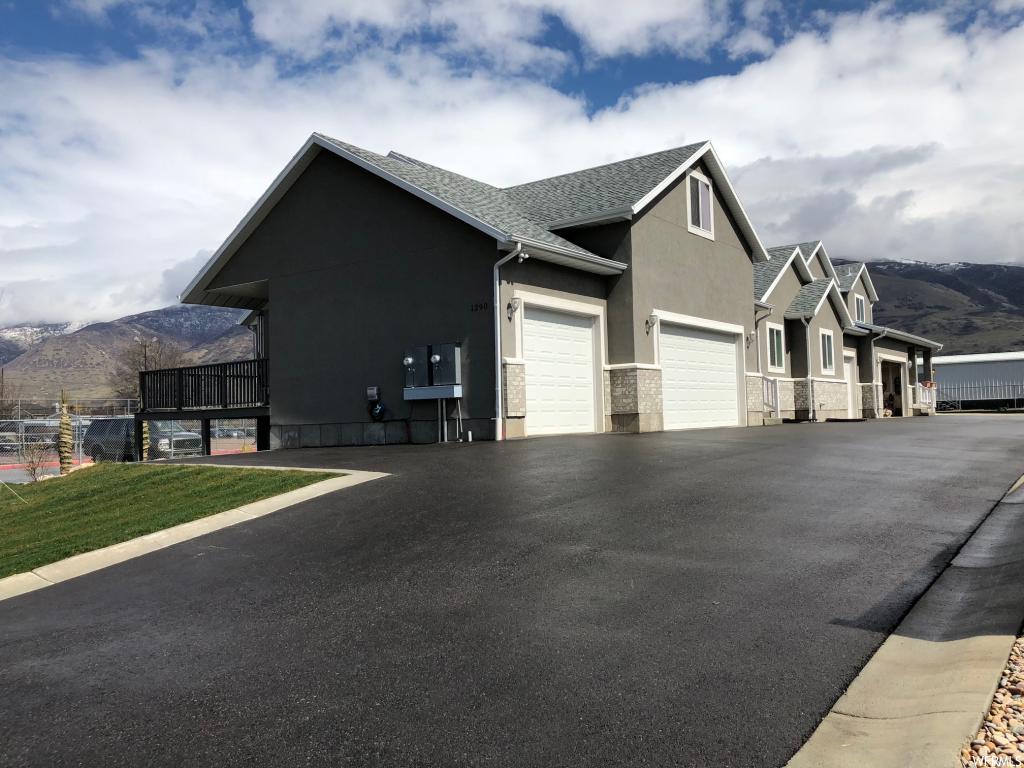 1290 N 200 W, Bountiful, UT 84010