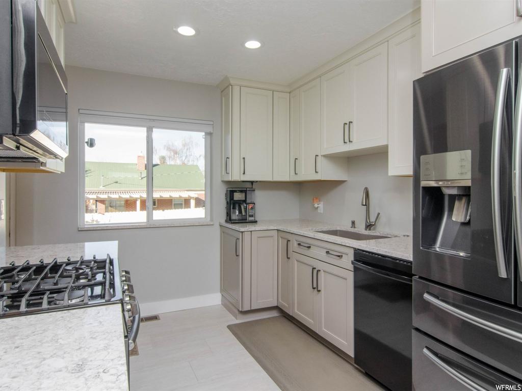 8908 S 280 E, Sandy, UT 84070